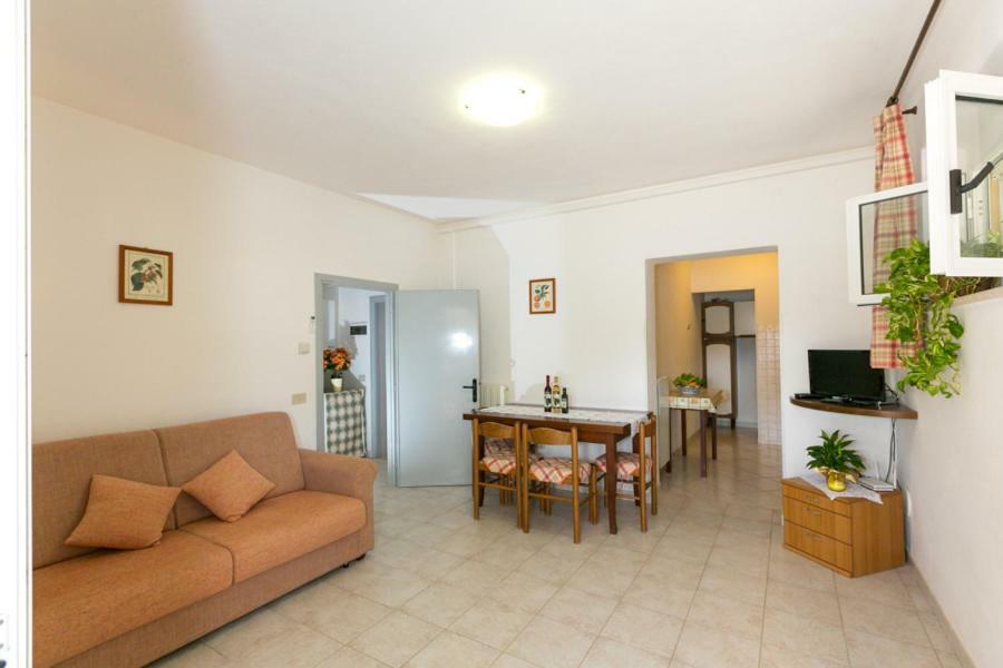 Agriturismo Case Nuove Castellina Marittima Exteriér fotografie